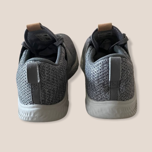 New Balance Women’s Fresh Foam Running Shoe 5 - Picture 5 of 6